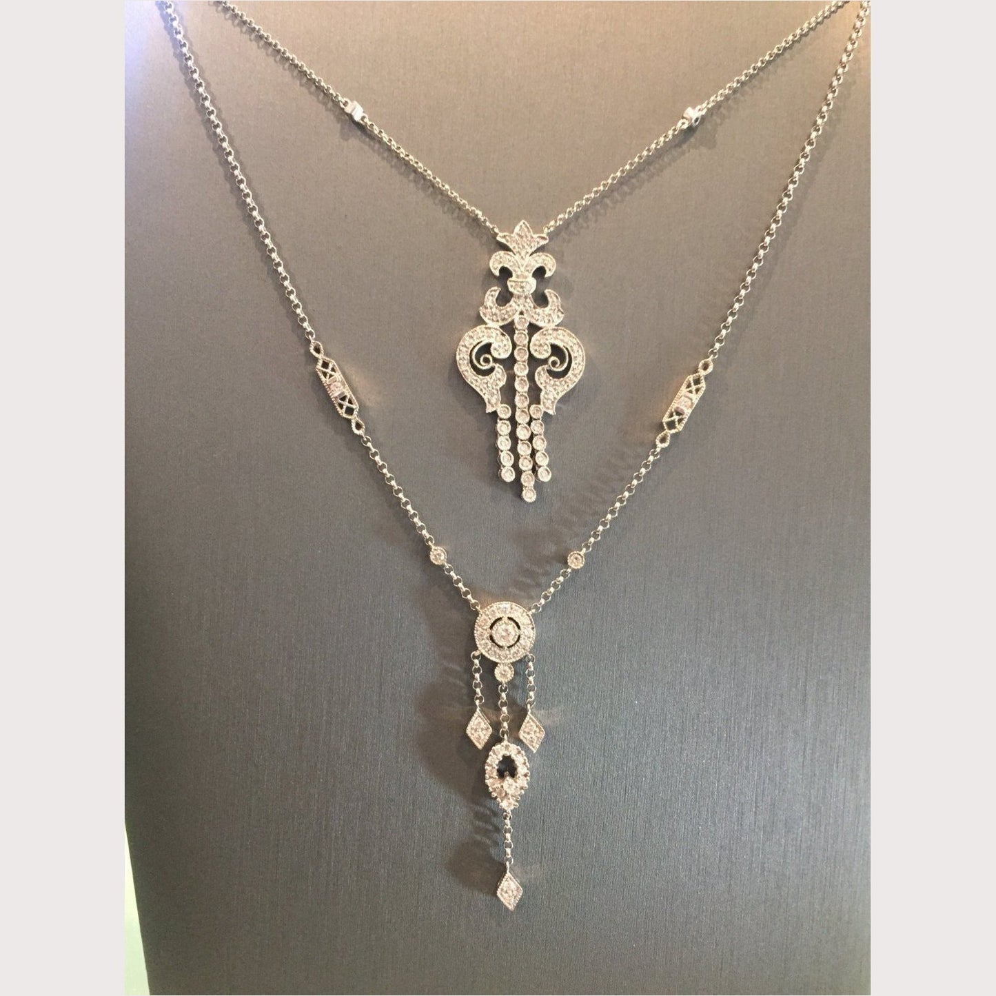 White Gold Diamond Antique Necklace