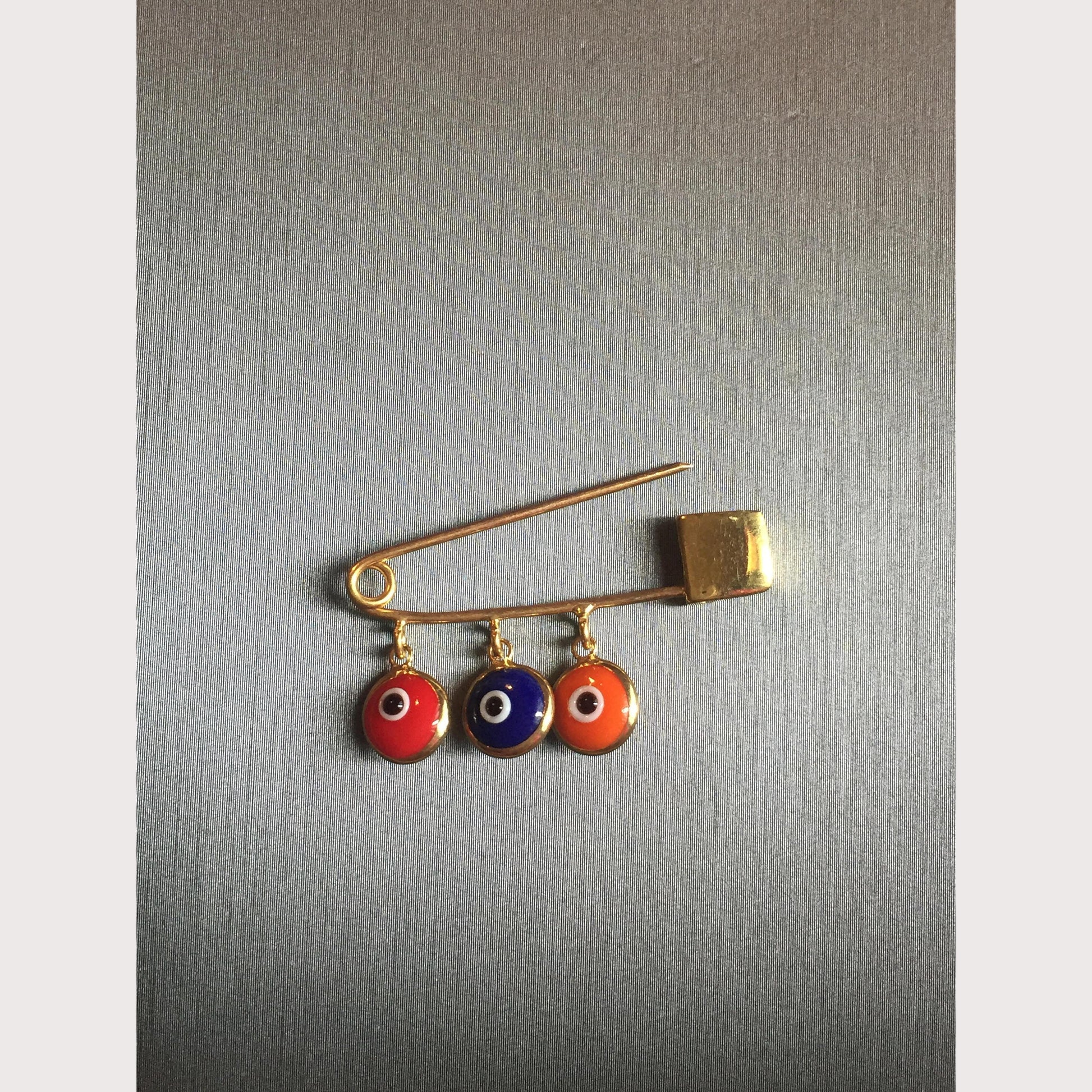Hye Em Yes-Gold Evil Eye Safety Pin