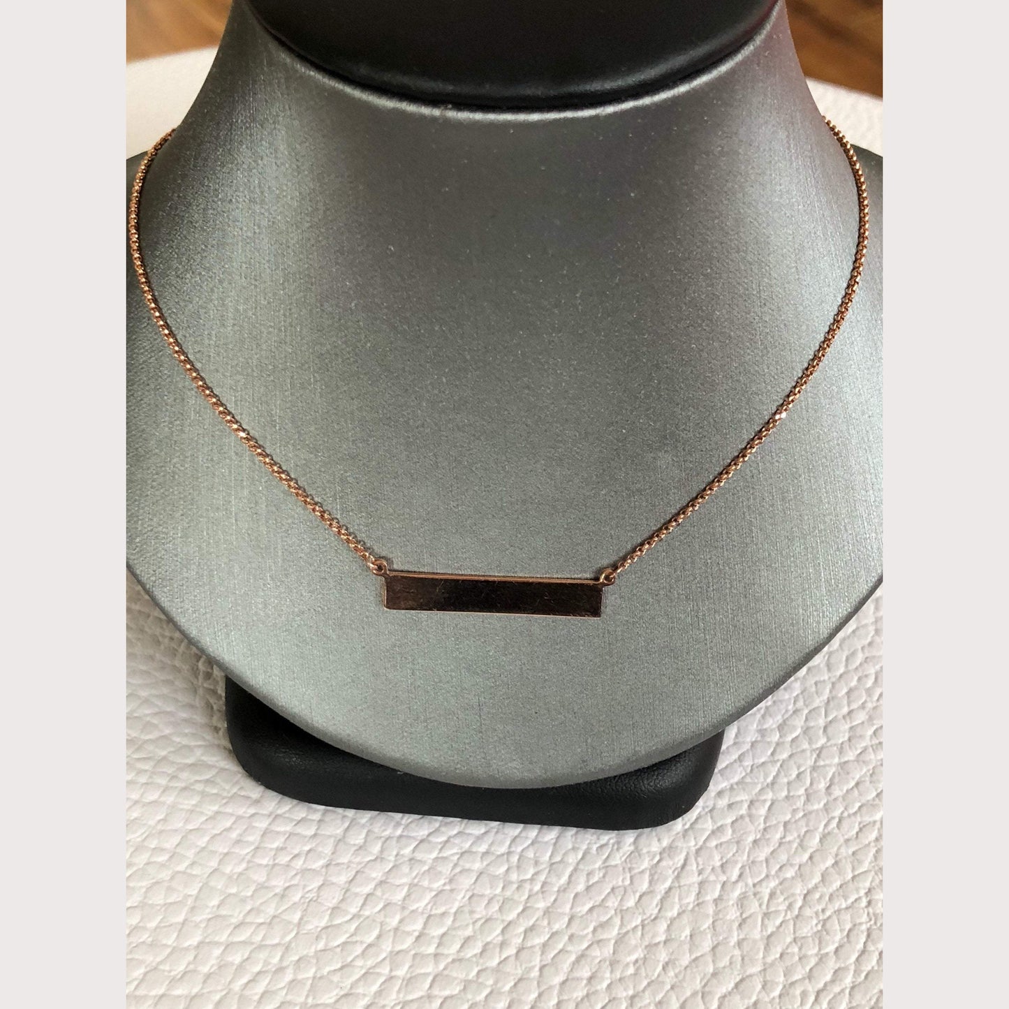 Plain Bar Necklace