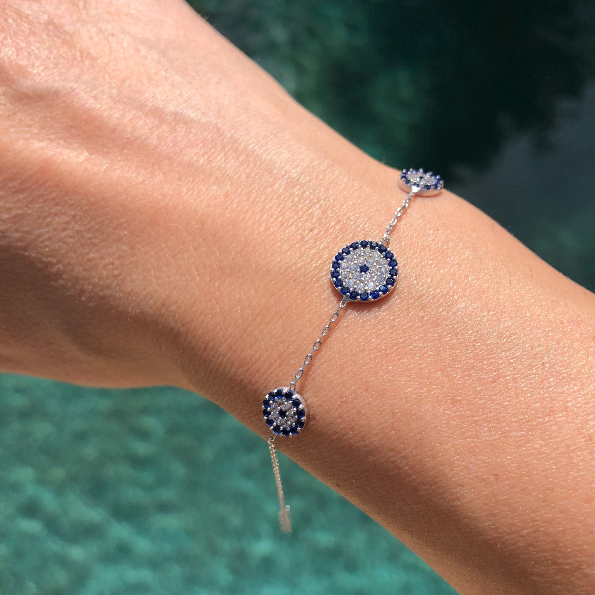 Trois Elegant Evil Eye Bracelet