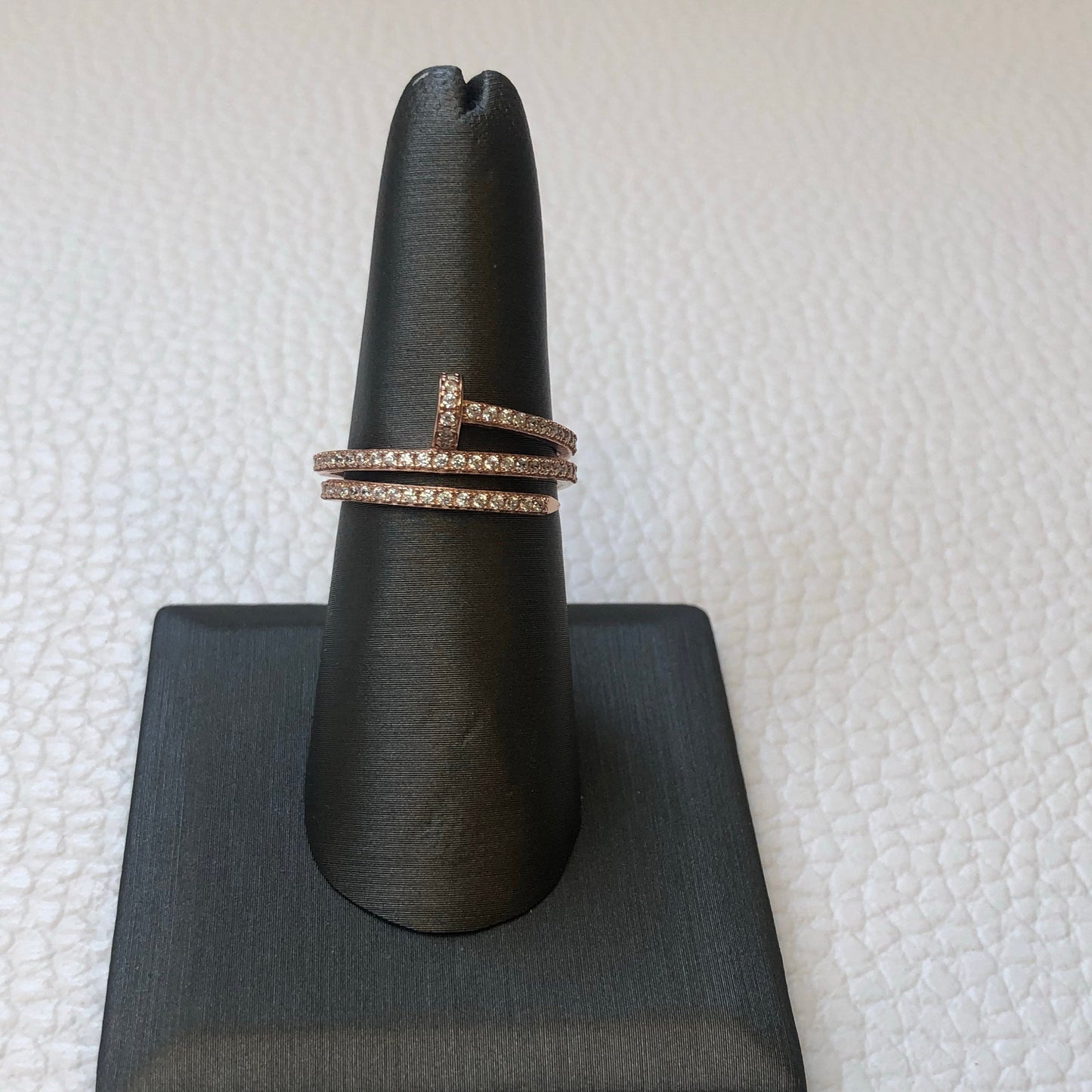 Nail Ring