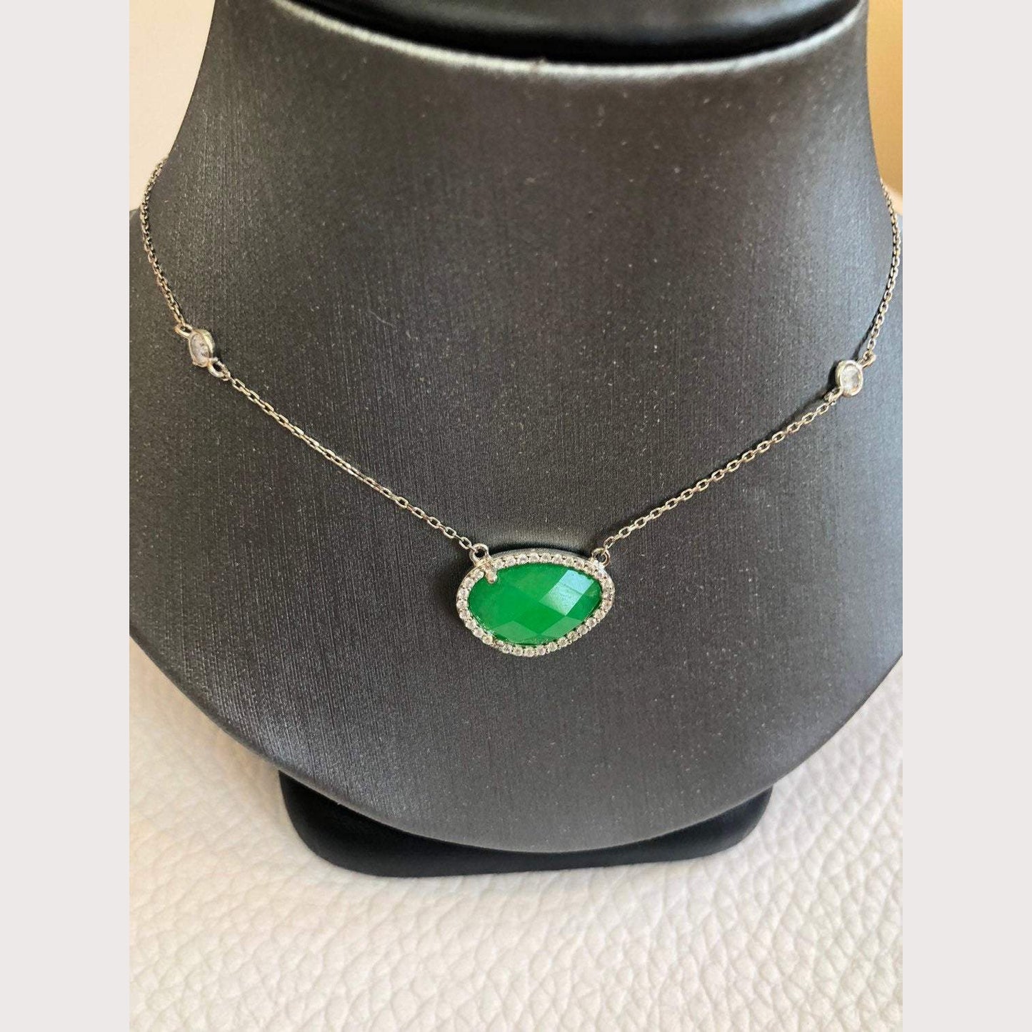 Small Emerald Gemstone Necklace