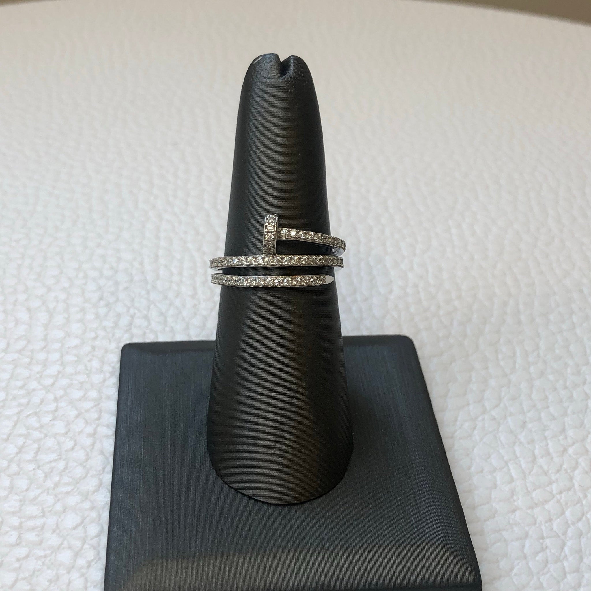 Nail Ring – Vassari Boutique