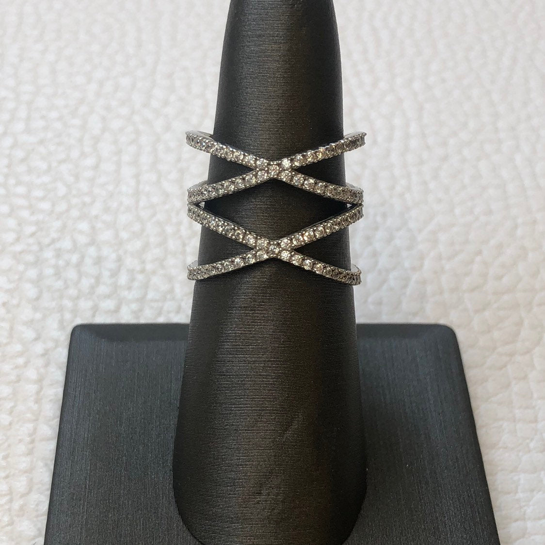 Double X Ring