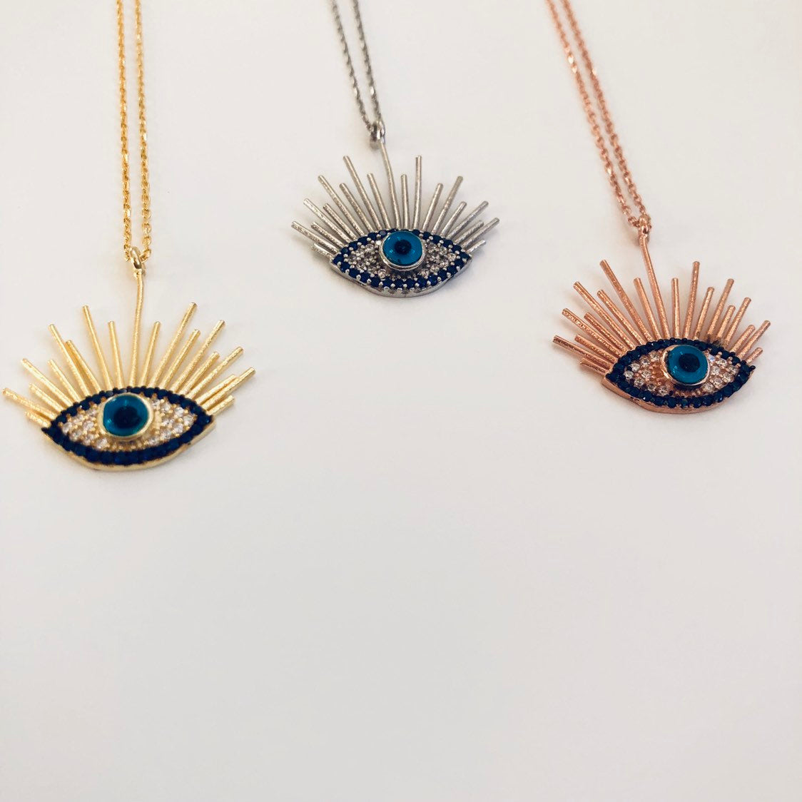 Lashfull Eye Necklace