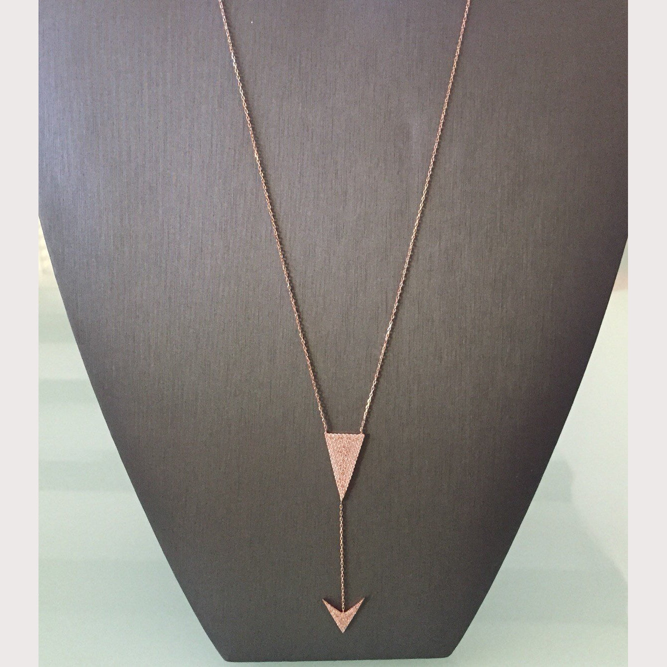 Double Arrow Lariat Necklace